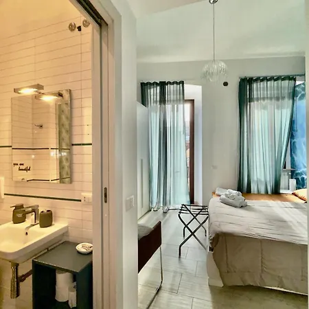 Massimo D'azeglio בית הארחה