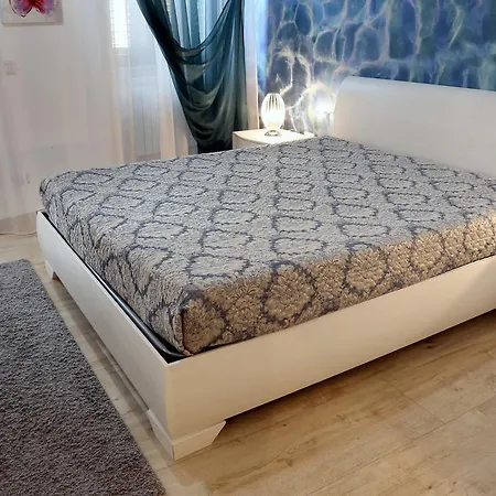 Massimo D'azeglio בית הארחה 4*